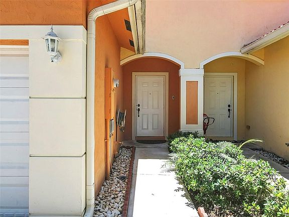 4th image of 8316 Santa Monica Avenue #8316