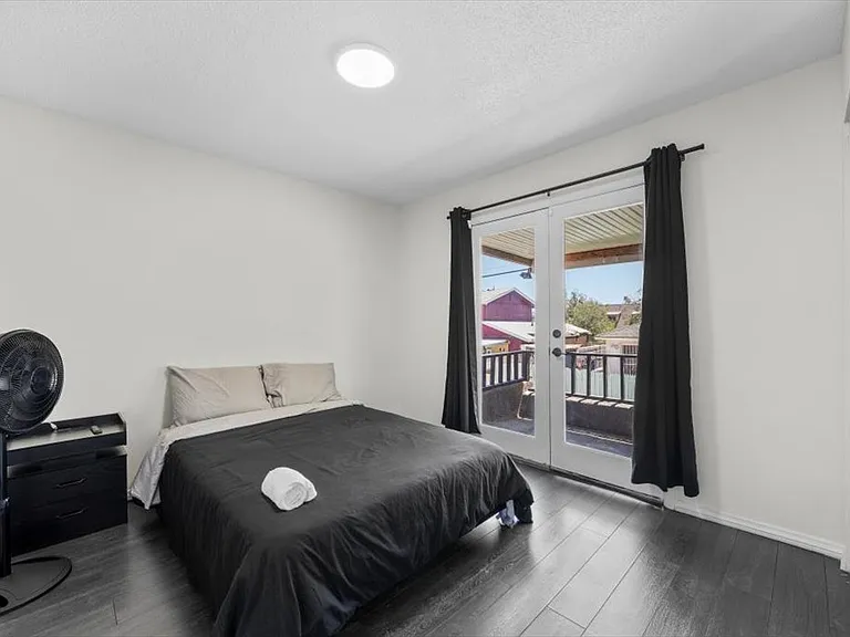 2571 Vegas Valley Dr — Photo 19