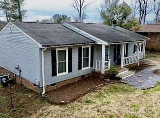 327 Heather Ct, Asheville, NC 28804