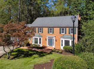 515 Dogleg Ct, Roswell, GA 30076
