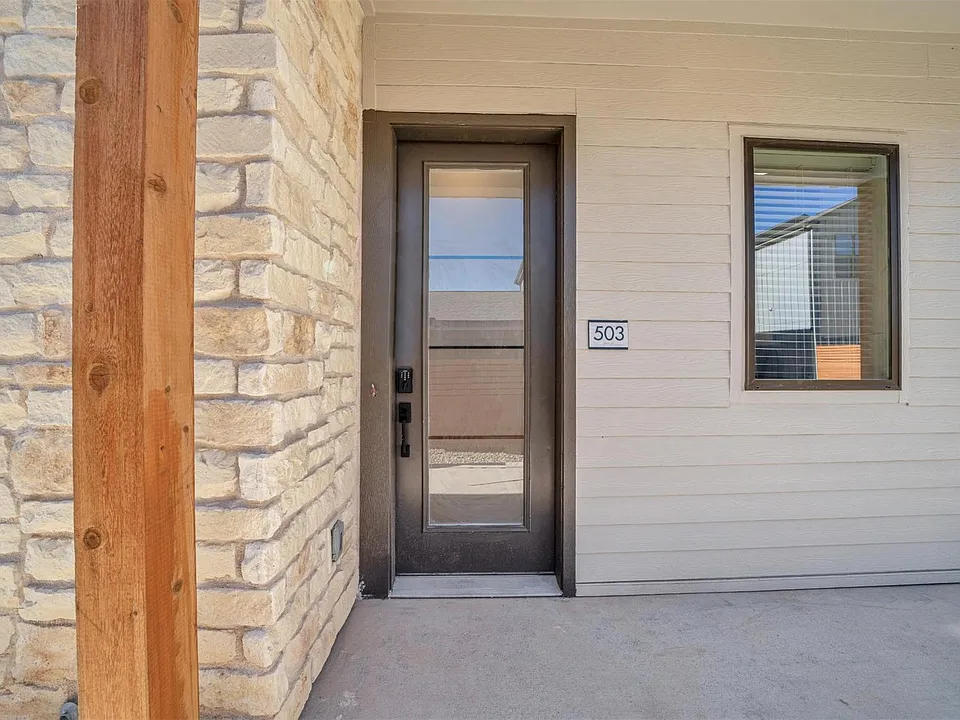 1601-103 Mustang Dr