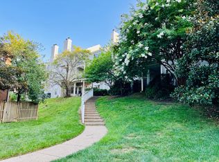 2907 S Woodley St APT H, Arlington, VA 22206