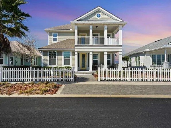 4 Hidden Treasure Dr, Palm Coast, FL 32137