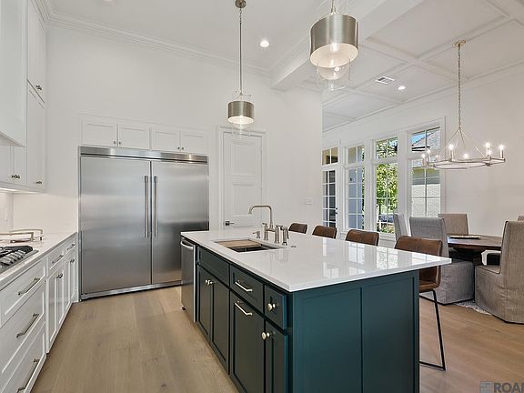 4th image of 3056 Pointe Marie Dr