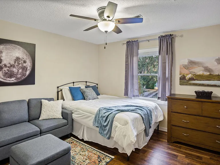 10425 Ravenbrook Ln — Photo 32