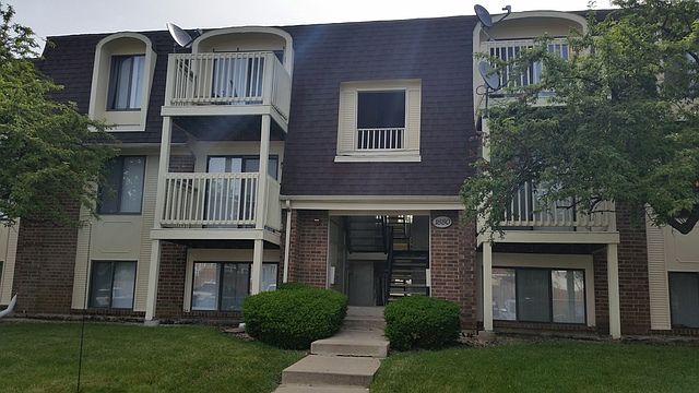 1st image of 1880 Somerset Dr