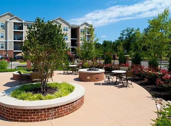 4th image of 6101 Rosenblum Ct APT 3C