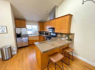 2310 10th Ave E APT B, Seattle, WA 98102