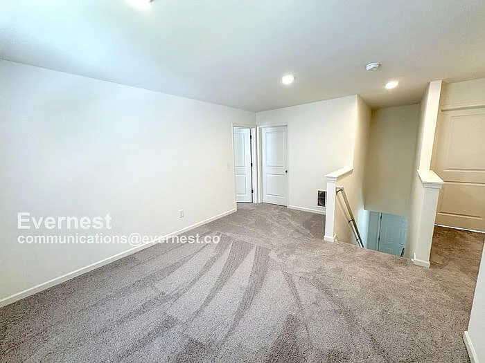 135 Flowering Cherry St — Photo 10