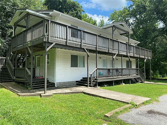 3rd image of 3284 Salmon Ln
