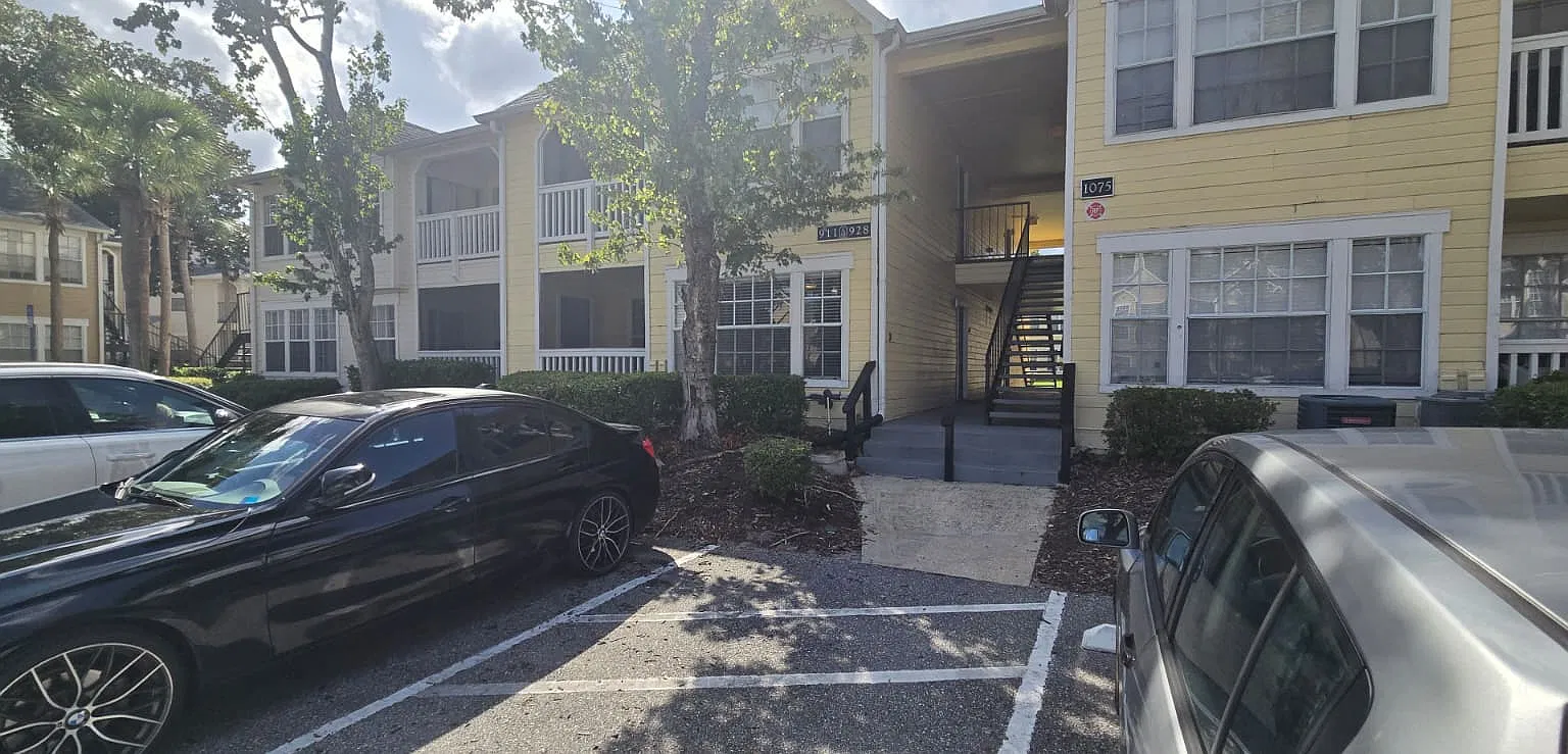 1075 South Hiawassee Road - 913 — Photo 1