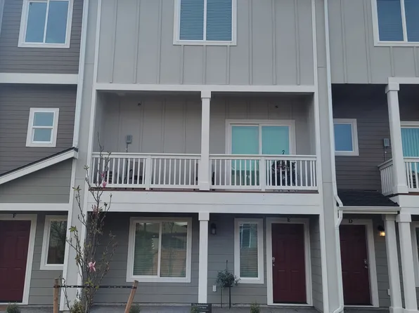 8800 Corona Ct NE Unit E, Lacey, WA 98516