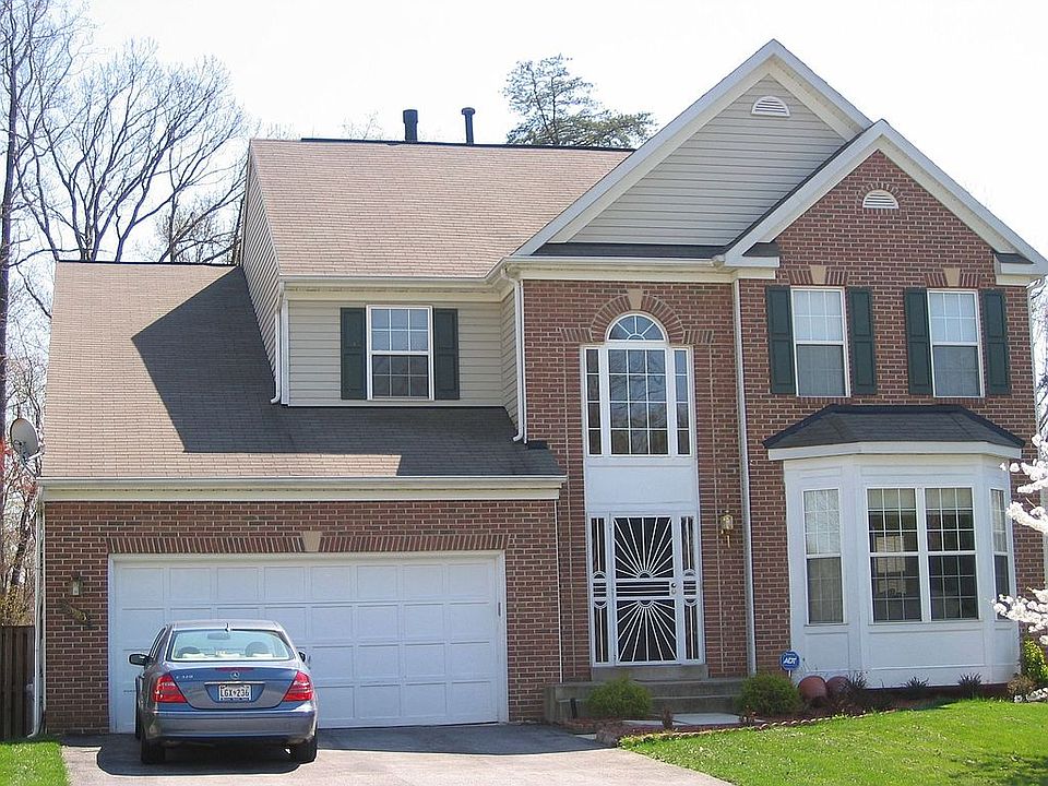 Amazing home in great neighbourhood.