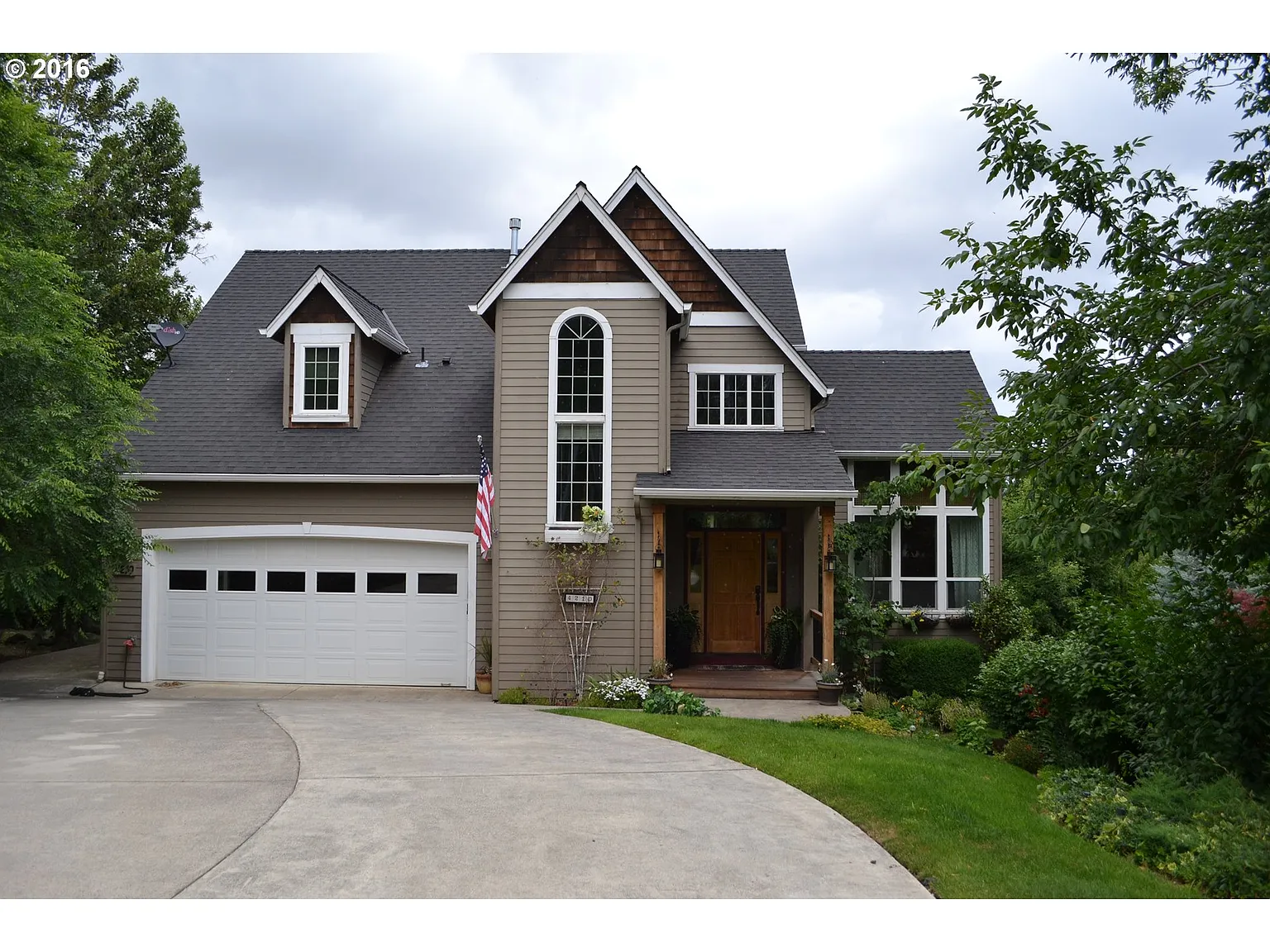 4210 Summitview Way photo 1