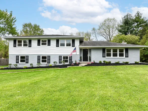 3735 Briarwood Dr, Indianapolis, IN 46240