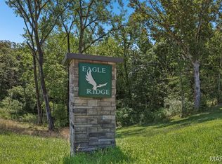 8 Forest Ridge Ln, Litchfield, IL 62056