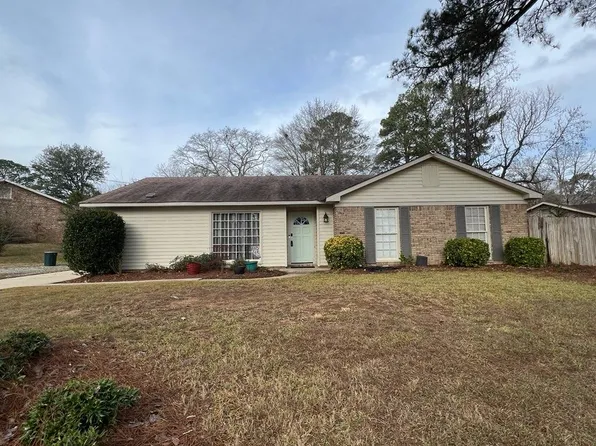 4405 Greenridge Dr, Columbus, GA 31909