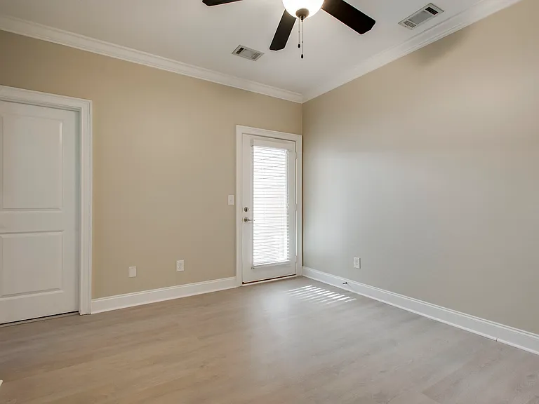 3120 Long Blvd #B — Photo 20