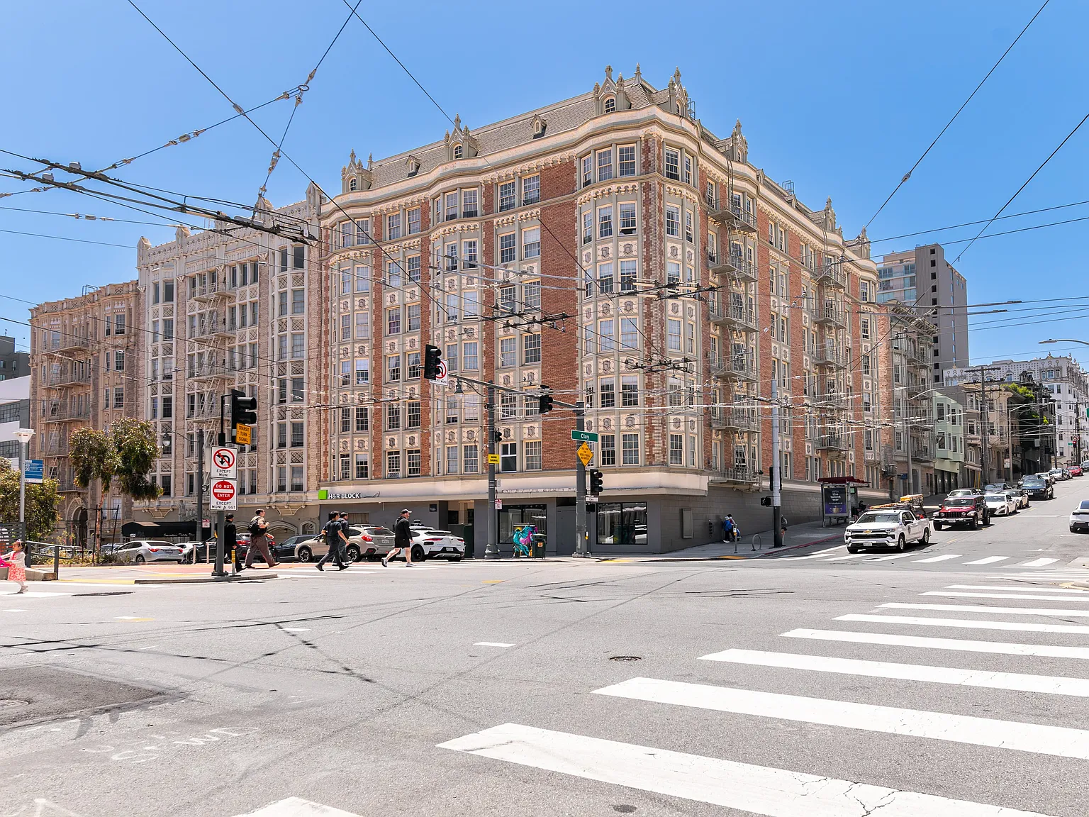1755 Van Ness Avenue — Photo 1