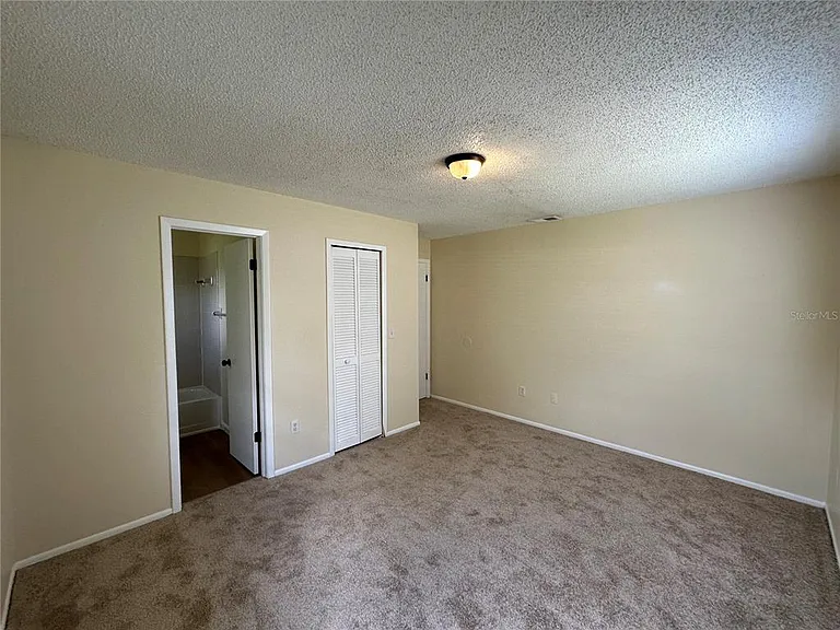 1820 Bonneville Dr #1820 — Photo 8
