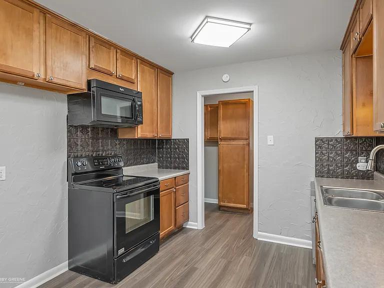 3981 Stuart Ave — Photo 5