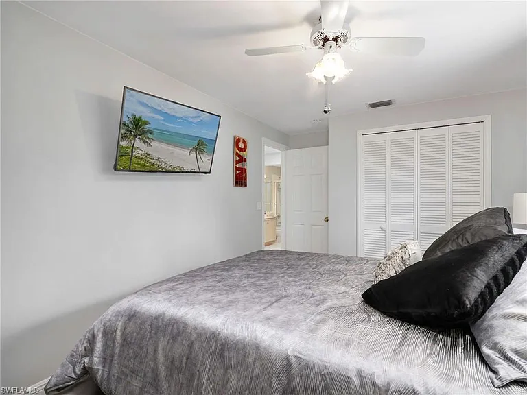 1256 Naples Lake Dr — Photo 36