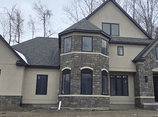 4874 Equestrian Dr, Erie, PA
