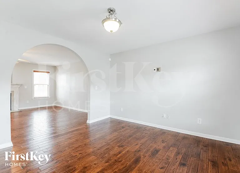 6698 Knob Hill Ct — Photo 3
