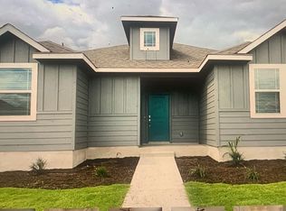 400 Banff Dr, Kyle, TX 78640