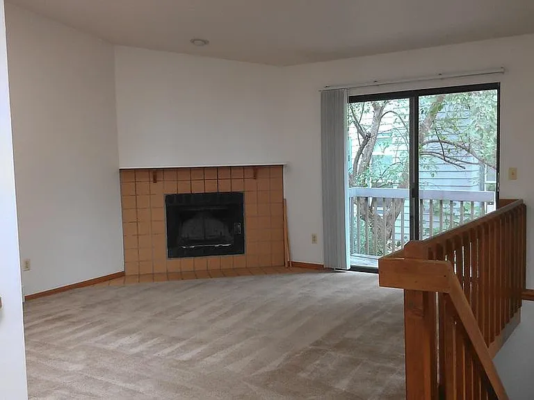 2210 Walnut St #2 — Photo 1