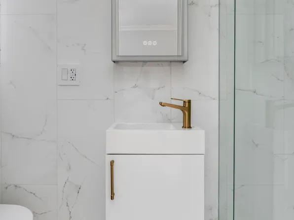 210 West 90th Street image 7 of 18