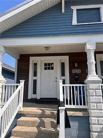 2 bed, 2.0 bath, 800 sqft, $1,450 — Photo 3