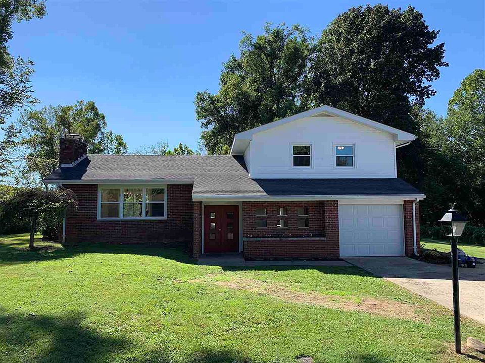 1st image of 106 Christopher Dr