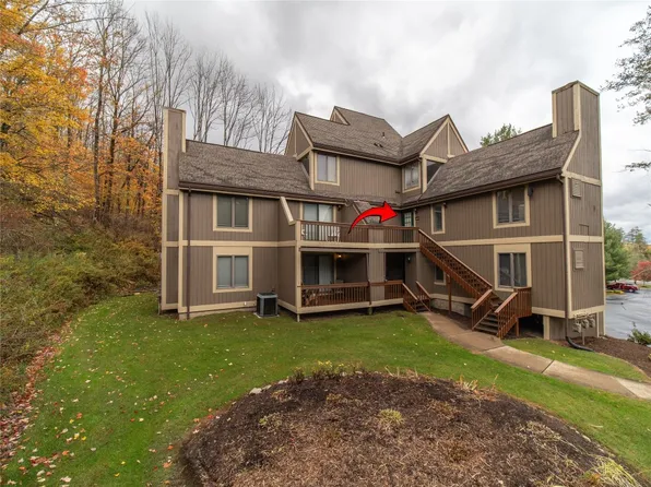 4438 Old Rd, Clymer, NY 14724