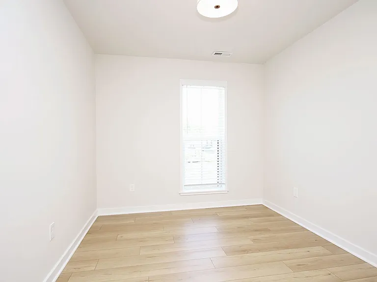 6019 Bicknell St — Photo 5