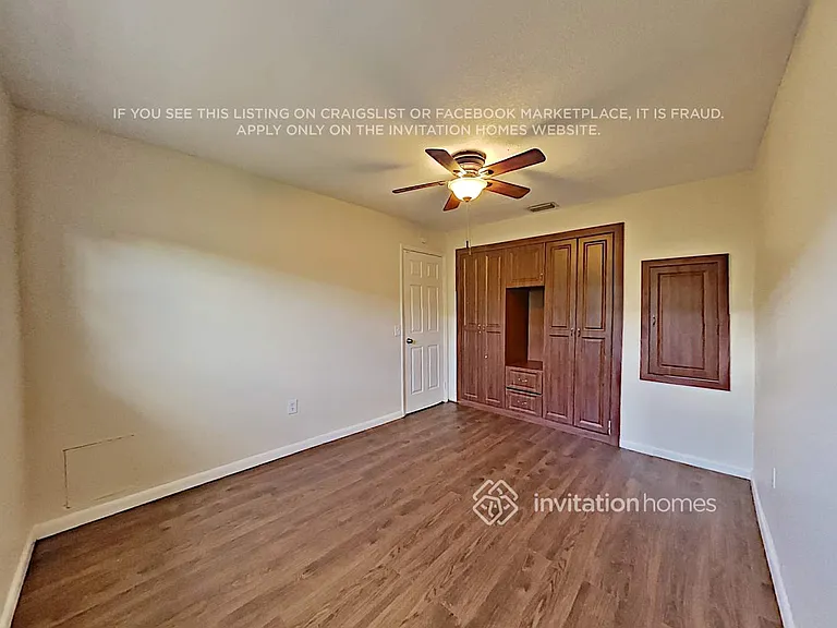10641 NW 27th Ct — Photo 13