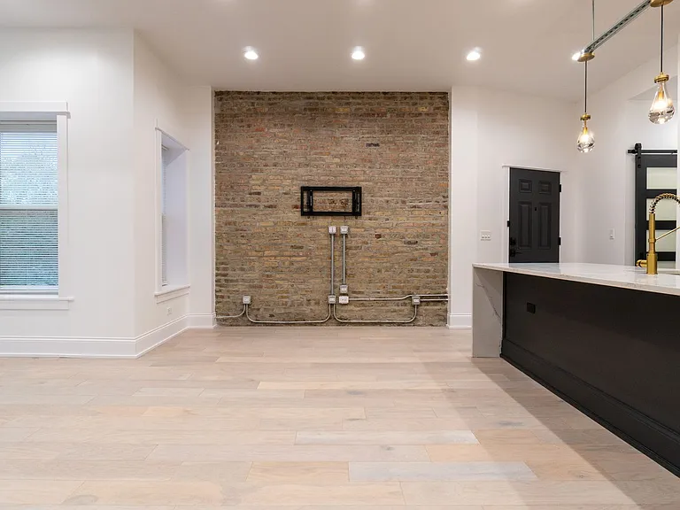 4745 N Beacon St #3S — Photo 19
