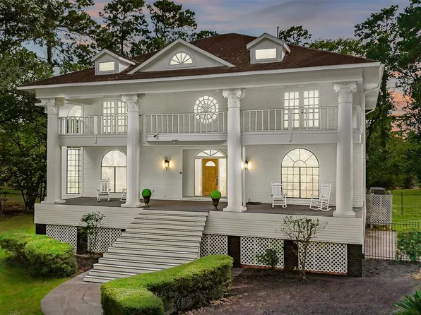 17003 Creeksouth Rd, Houston, TX 77068