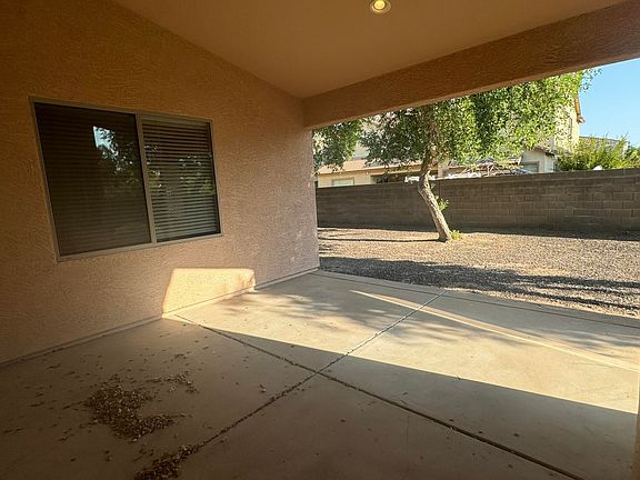 4th image of 2439 E Sequoia Dr