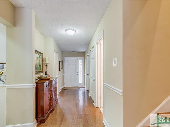 3rd image of 108 Island Creek Ln #108