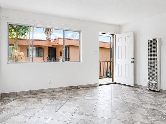 4th image of 4656 34th St APT 7