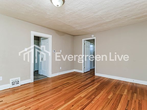 4th image of 3222 Welsberg Dr