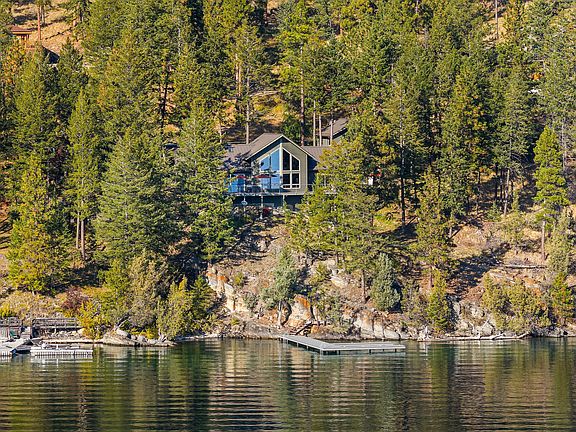 2nd image of 21153 Osprey Loop Rd
