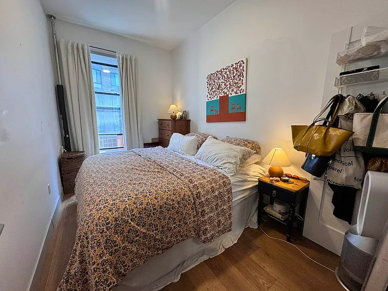 45 W 68th St #4F — Photo 6