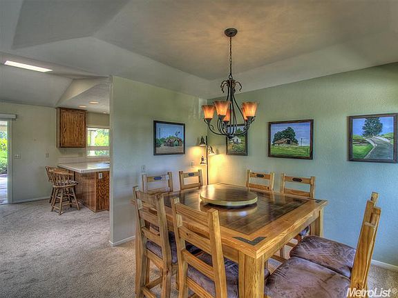 5th image of 3553 Eagle View Dr
