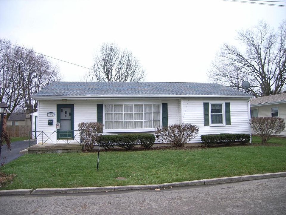 1st image of 102 Canterbury Dr