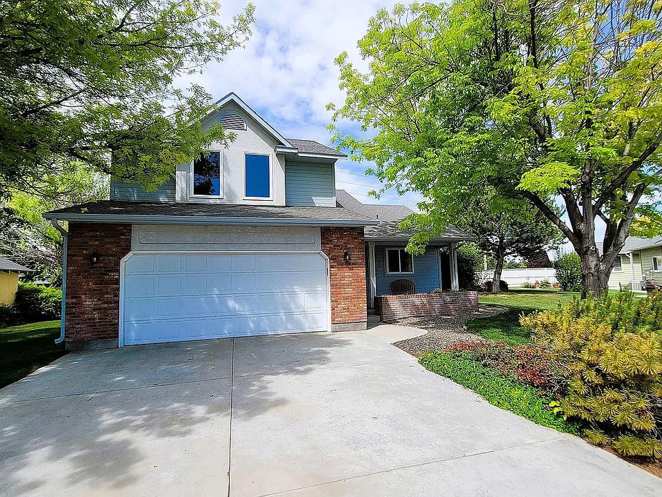 1st image of 1210 Walnut Creek Ct