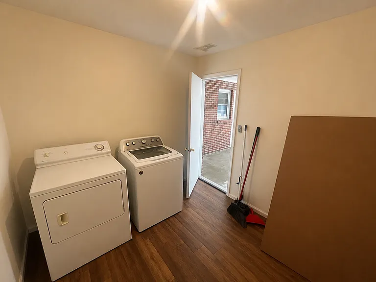 730 E Culton St #4 — Photo 8