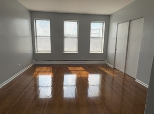 Jade Apartments - 15-308, Chicago, IL 60624