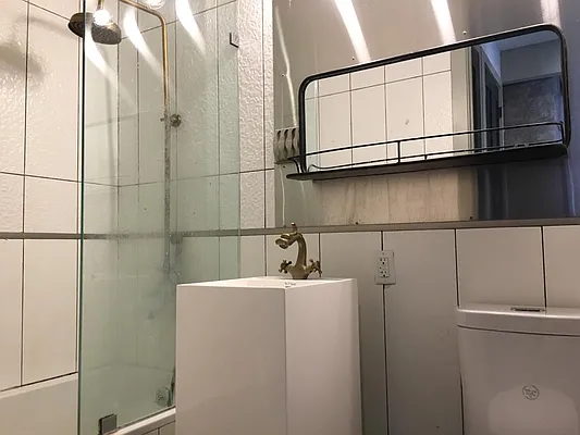 Rented by Simply Brooklyn Realty Inc | media 8